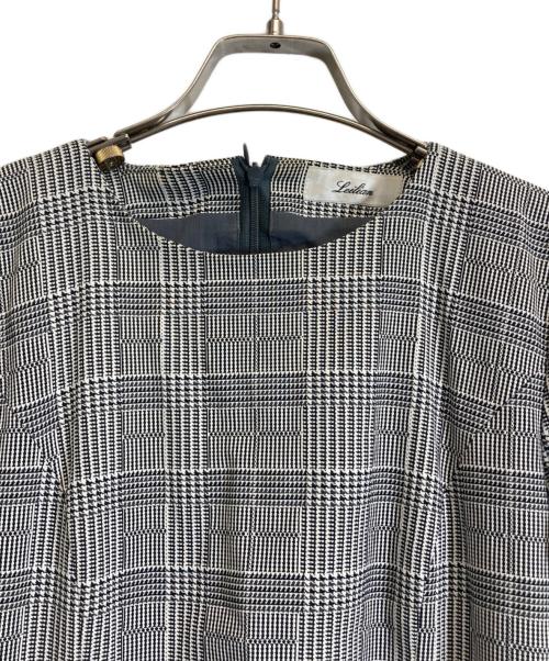 Leilian（レリアン）LEILIAN (レリアン) グレンチェックフラワー刺繍ワンピース グレー サイズ:Ｓの古着・服飾アイテム