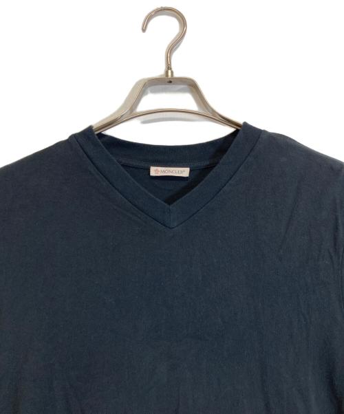 MONCLER（モンクレール）MONCLER (モンクレール) VネックTシャツ ブラック サイズ:Mの古着・服飾アイテム