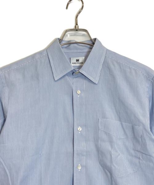 ISSEY MIYAKE（イッセイミヤケ）ISSEY MIYAKE (イッセイミヤケ) 半袖シャツ スカイブルー サイズ:-の古着・服飾アイテム
