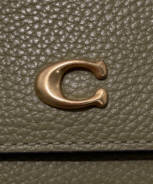 COACH（コーチ）COACH (コーチ) エッセンシャルミディアムフラップウォレット グリーンの古着・服飾アイテム