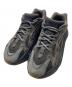 adidas（アディダス）の古着「YEEZY BOOST 700 V2」｜グレー