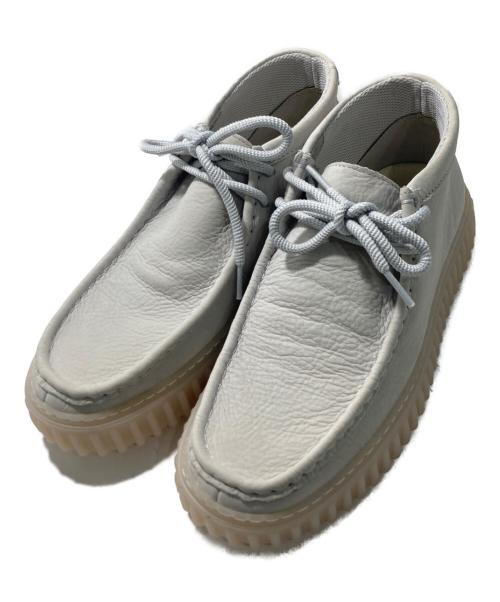 CLARKS（クラークス）CLARKS (クラークス) Torhill Hi ベージュ サイズ:24.5の古着・服飾アイテム