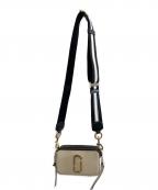 MARC JACOBSマークジェイコブス）の古着「スナップショットショルダーバッグ」｜ベージュ