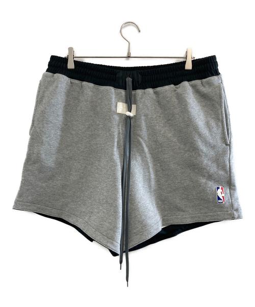NIKE（ナイキ）NIKE (ナイキ) FEAR OF GOD (フィア・オブ・ゴッド) RG REVERSIBLE SHORT グレー サイズ:Lの古着・服飾アイテム