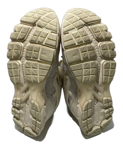 asics（アシックス）asics (アシックス) GEL-KAYANO TRAINER 21 ホワイト サイズ:28の古着・服飾アイテム