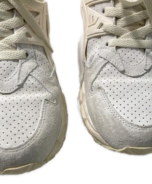 asics（アシックス）asics (アシックス) GEL-KAYANO TRAINER 21 ホワイト サイズ:28の古着・服飾アイテム