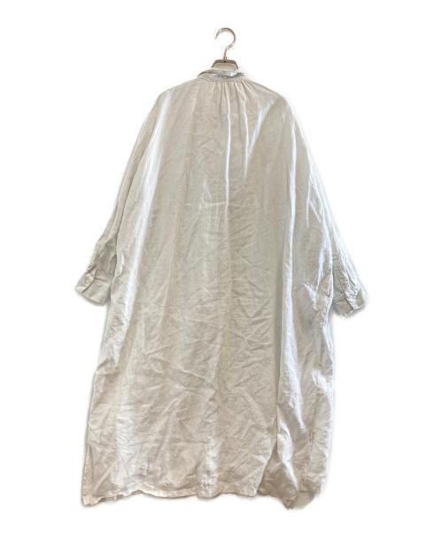 nest Robe（ネストローブ）nest Robe (ネストローブ) 天然染め ラッフルスモックドレス　01233-1045 ホワイト サイズ:FREEの古着・服飾アイテム