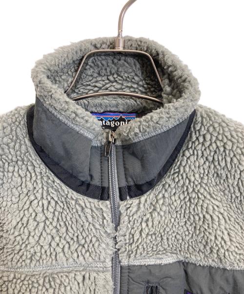 Patagonia（パタゴニア）Patagonia (パタゴニア) CLASSIC RETRO-X VEST　23047 グレー サイズ:XSの古着・服飾アイテム