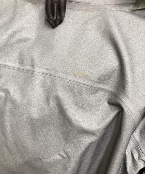 ARC'TERYX（アークテリクス）ARC'TERYX (アークテリクス) BETA SV JACKET　30095-136100-04/22 スカイブルー サイズ:XSの古着・服飾アイテム