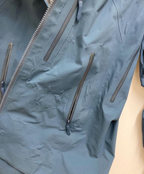 ARC'TERYX（アークテリクス）ARC'TERYX (アークテリクス) BETA SV JACKET　30095-136100-04/22 スカイブルー サイズ:XSの古着・服飾アイテム