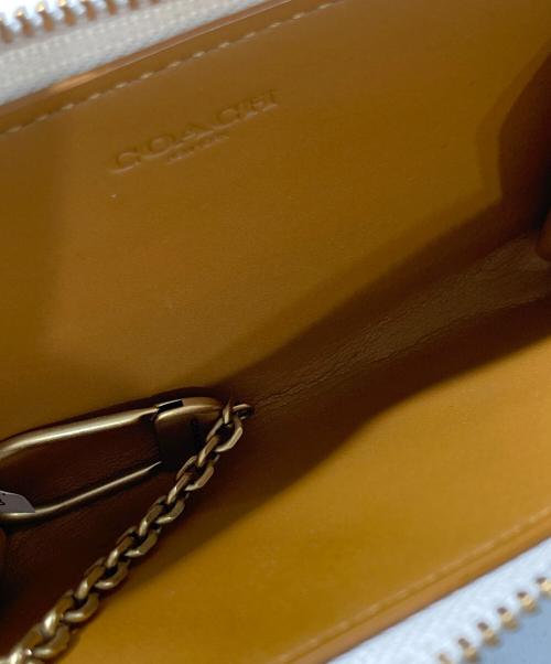COACH（コーチ）COACH (コーチ) エッセンシャル Lジップキーケース スタープリント アイボリーの古着・服飾アイテム