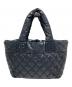 CHANEL (シャネル) コココクーン トートPM ブラック：70000円