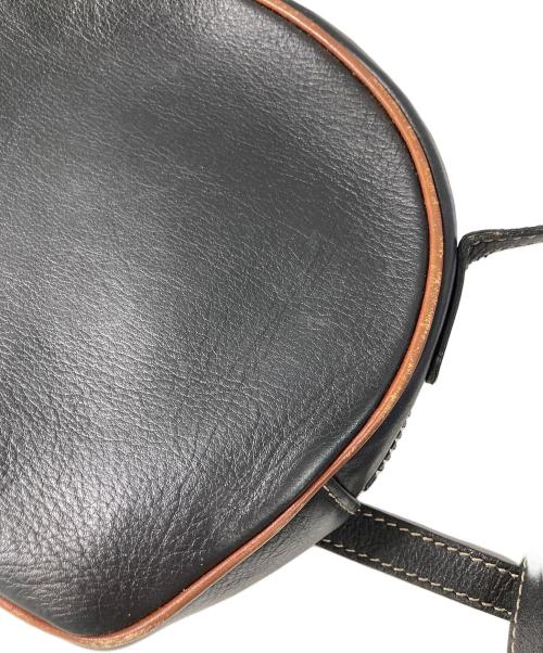 CELINE（セリーヌ）CELINE (セリーヌ) レザーショルダーバッグ ブラックの古着・服飾アイテム