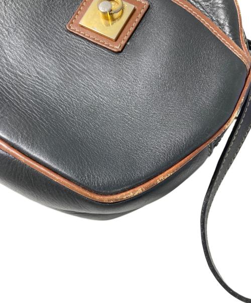 CELINE（セリーヌ）CELINE (セリーヌ) レザーショルダーバッグ ブラックの古着・服飾アイテム