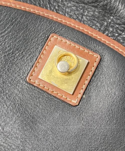 CELINE（セリーヌ）CELINE (セリーヌ) レザーショルダーバッグ ブラックの古着・服飾アイテム