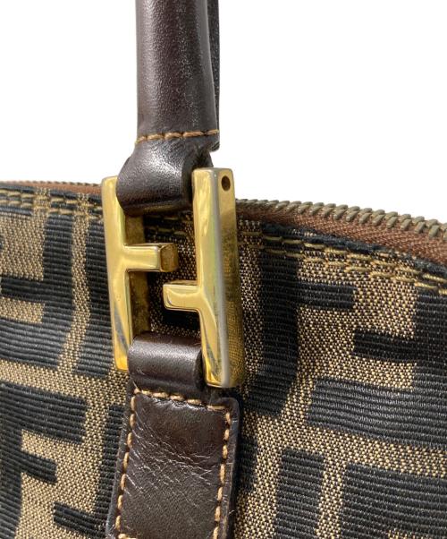 FENDI（フェンディ）FENDI (フェンディ) ズッカ柄ハンドバッグ ブラウンの古着・服飾アイテム
