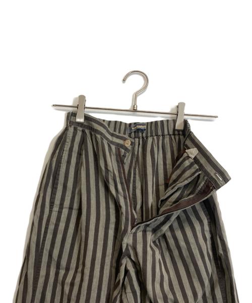 ISSEY MIYAKE（イッセイミヤケ）ISSEY MIYAKE (イッセイミヤケ) パンツ グレー サイズ:Sの古着・服飾アイテム