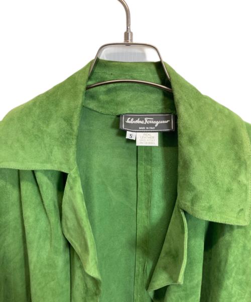 Salvatore Ferragamo（サルヴァトーレ フェラガモ）Salvatore Ferragamo (サルヴァトーレ フェラガモ) コート グリーン サイズ:Sの古着・服飾アイテム