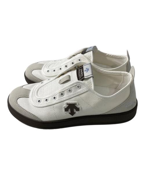 DESCENTE ALLTERRAIN（デザイント オルテライン）DESCENTE ALLTERRAIN (デザイント オルテライン) クローンペーサーキャンバス ホワイト サイズ:23cmの古着・服飾アイテム