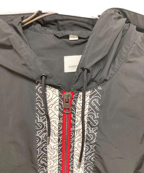 BURBERRY（バーバリー）BURBERRY (バーバリー) モノグラムロゴラインナイロンブルゾン ブラック サイズ:Lの古着・服飾アイテム