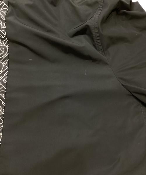 BURBERRY（バーバリー）BURBERRY (バーバリー) モノグラムロゴラインナイロンブルゾン ブラック サイズ:Lの古着・服飾アイテム