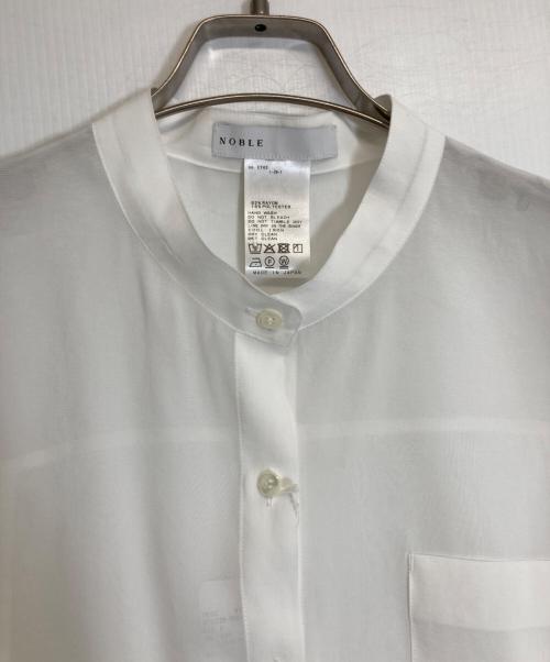 Noble（ノーブル）Noble (ノーブル) フレンチスリーブシルキーシャツ ホワイト サイズ:- 未使用品の古着・服飾アイテム