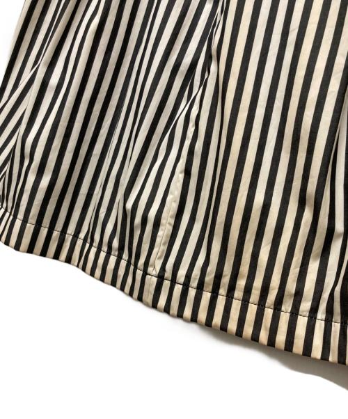 BLACK COMME des GARCONS（ブラックコムデギャルソン）BLACK COMME des GARCONS (ブラックコムデギャルソン) スカート ホワイト サイズ:Mの古着・服飾アイテム