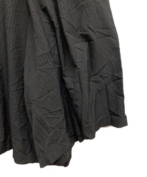 BLACK COMME des GARCONS（ブラックコムデギャルソン）BLACK COMME des GARCONS (ブラックコムデギャルソン) ストライプサルエルパンツ グレー サイズ:Sの古着・服飾アイテム