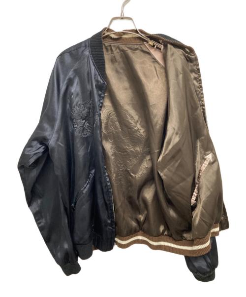 BEAMS（ビームス）BEAMS (ビームス) テーラー東洋 (テーラートウヨウ) リバーシブルスカジャン ブラック×ベージュ サイズ:Lの古着・服飾アイテム