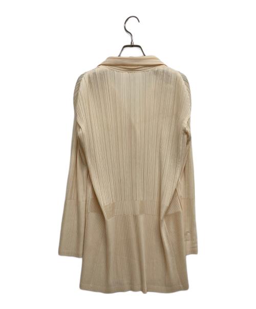 ISSEY MIYAKE FETE（イッセイミヤケフェット）ISSEY MIYAKE FETE (イッセイミヤケフェット) プリーツジャケット アイボリー サイズ:SIZEMの古着・服飾アイテム