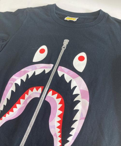 A BATHING APE（アベイシングエイプ）A BATHING APE (アベイシングエイプ) Tシャツ ブラック サイズ:Sの古着・服飾アイテム