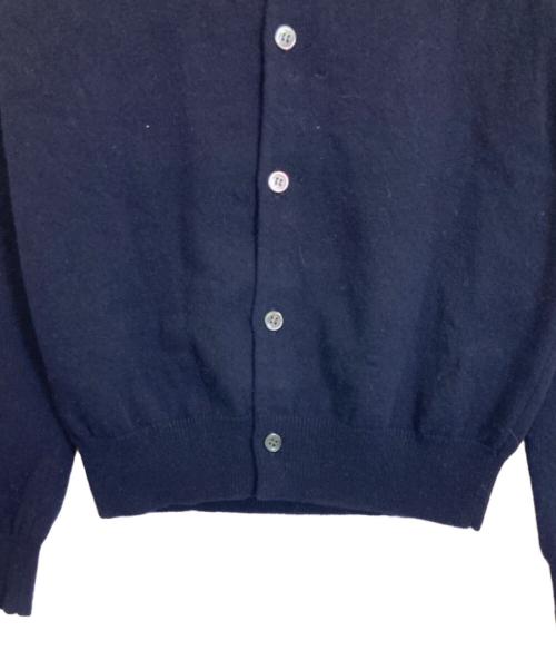 PLAY COMME des GARCONS（プレイコムデギャルソン）PLAY COMME des GARCONS (プレイコムデギャルソン) クルーネックカーディガン ネイビー サイズ:Sの古着・服飾アイテム