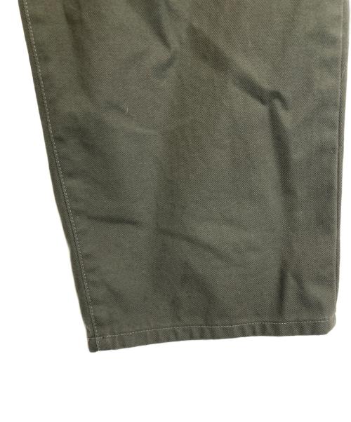 NEIGHBORHOOD（ネイバーフッド）NEIGHBORHOOD (ネイバーフッド) BAGGY SILHOUETTE TWO TUCK PANTS グリーン サイズ:Lの古着・服飾アイテム