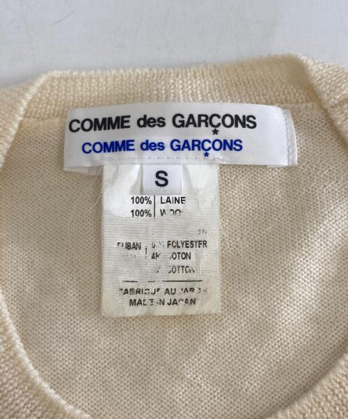 COMME des GARCONS COMME des GARCONS（コムデギャルソン コムデギャルソン）COMME des GARCONS COMME des GARCONS (コムデギャルソン コムデギャルソン) ニット アイボリー サイズ:Sの古着・服飾アイテム