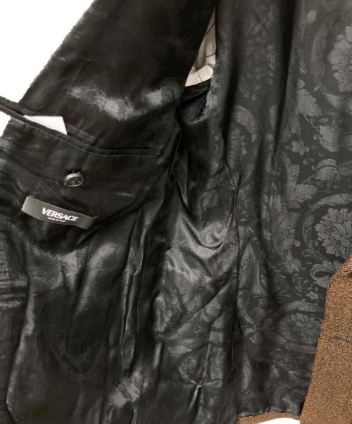 VERSACE（ヴェルサーチ）VERSACE (ヴェルサーチ) ウールダブルブレストジャケット ブラウン サイズ:52の古着・服飾アイテム