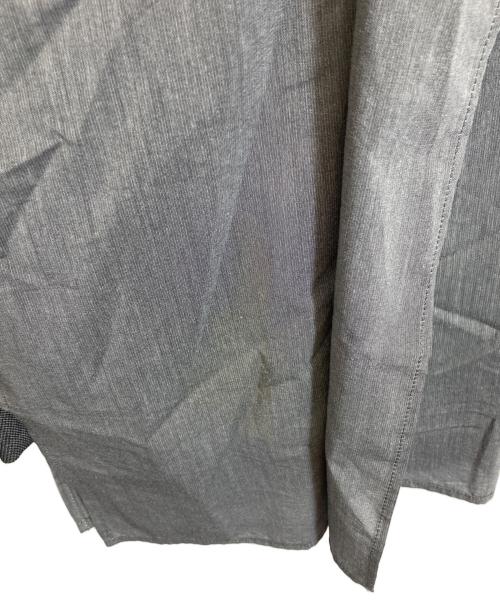 ISSEY MIYAKE（イッセイミヤケ）ISSEY MIYAKE (イッセイミヤケ) パンツ グレー サイズ:2の古着・服飾アイテム