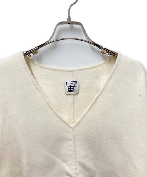 toteme（トーテム）toteme (トーテム) ウールカシミヤVネックプルオーバー アイボリー サイズ:Sの古着・服飾アイテム