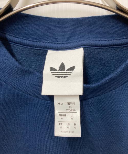 adidas（アディダス）adidas (アディダス) ツアー オーバーサイズ クルーネックスウェット ネイビー サイズ:XSの古着・服飾アイテム