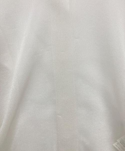 REGULATION Yohji Yamamoto（レギュレーションヨウジヤマモト）REGULATION Yohji Yamamoto (レギュレーションヨウジヤマモト) MIERU R-16G BACK BUTTON CARDIGAN アイボリー サイズ:2の古着・服飾アイテム