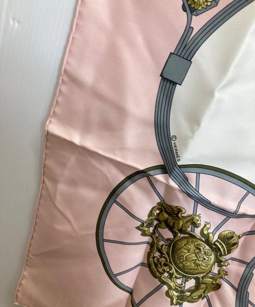 HERMES（エルメス）HERMES (エルメス) シルクスカーフ　カレ90 ピンクの古着・服飾アイテム
