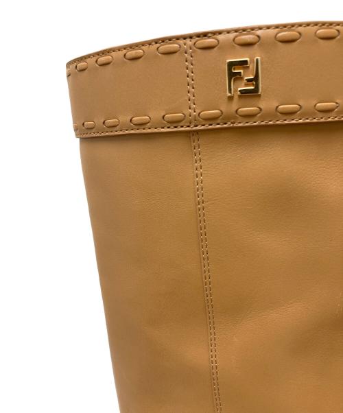 FENDI（フェンディ）FENDI (フェンディ) ロングブーツ　8W8566 ブラウン サイズ:37の古着・服飾アイテム