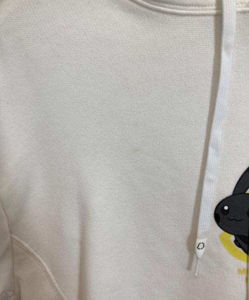 MONCLER（モンクレール）MONCLER (モンクレール) FRAGMENTS (フラグメント) プリントパーカー ホワイト サイズ:Lの古着・服飾アイテム