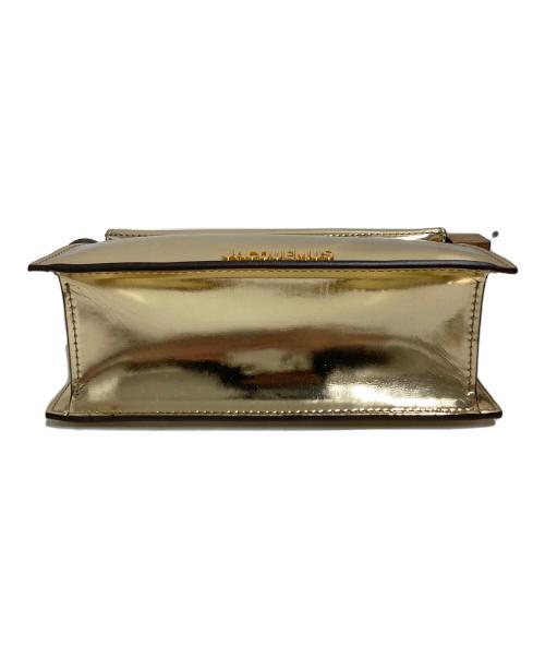 jacquemus（ジャックムス）jacquemus (ジャックムス) metallic leather Rond Carre Clutch ゴールドの古着・服飾アイテム