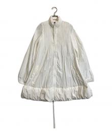 MONCLER×sacai（モンクレール×サカイ）の古着「SIZUKAプリーツコート」｜ホワイト