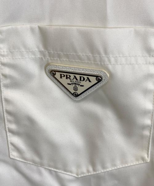 PRADA（プラダ）PRADA (プラダ) Re-Nylonトライアングルロゴプレートカットソー ホワイト サイズ:Sの古着・服飾アイテム