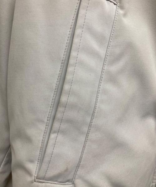 CANADA GOOSE（カナダグース）CANADA GOOSE (カナダグース) LABRADOR BOMBER アイボリー サイズ:Sの古着・服飾アイテム