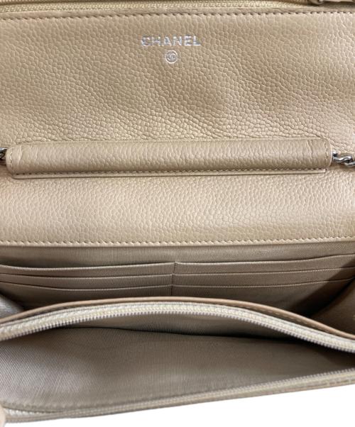 CHANEL（シャネル）CHANEL (シャネル) マトラッセチェーンショルダーウォレット ベージュの古着・服飾アイテム