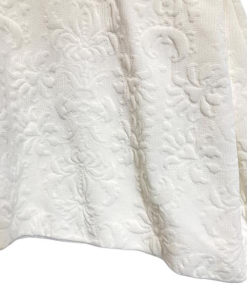 CHANEL（シャネル）CHANEL (シャネル) バックジップココマーク ワンピース ホワイト サイズ:46の古着・服飾アイテム