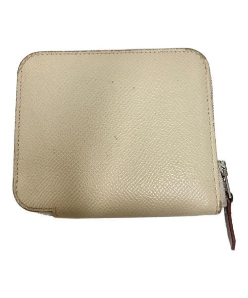 HERMES（エルメス）HERMES (エルメス) ラウンドジップコンパクトウォレット ホワイトの古着・服飾アイテム