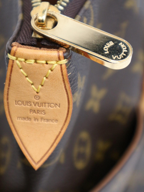 LOUIS VUITTON（ルイ ヴィトン）LOUIS VUITTON (ルイヴィトン)  トータリーPM  サイズ:PM モノグラム M41016  SR2049の古着・服飾アイテム